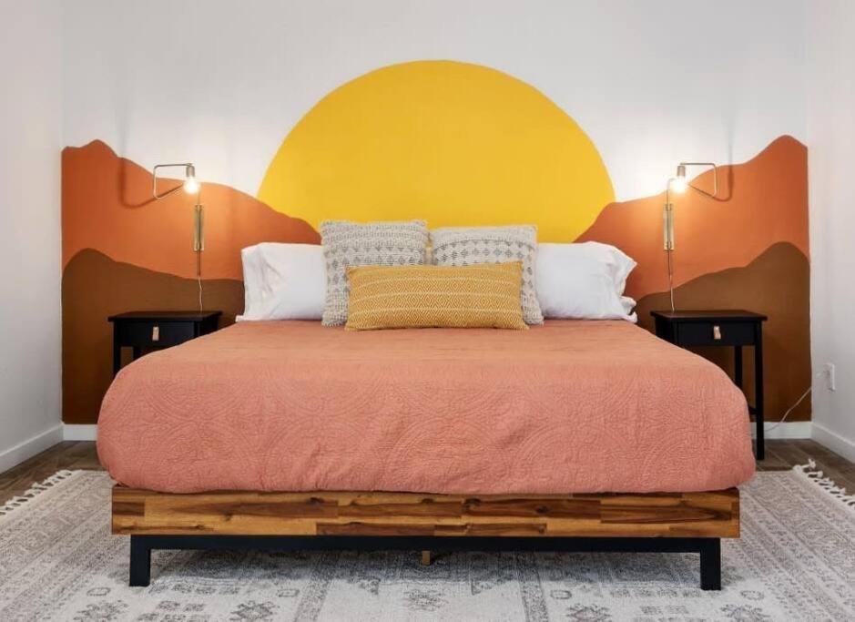 Fab Phx Getaway W/ Pool & Fire Pit Phoenix Exterior foto